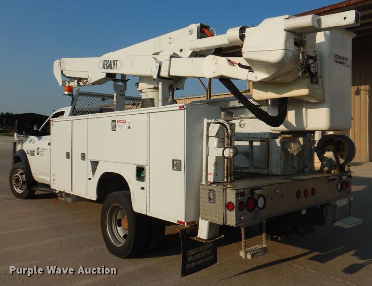 image for item KX9389 2013 RAM 5500HD  bucket truck