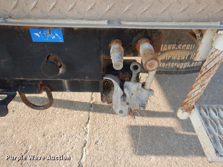 image for item KX9389 2013 RAM 5500HD  bucket truck