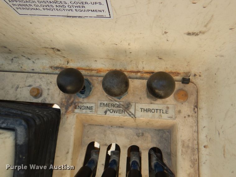 image for item KX9389 2013 RAM 5500HD  bucket truck