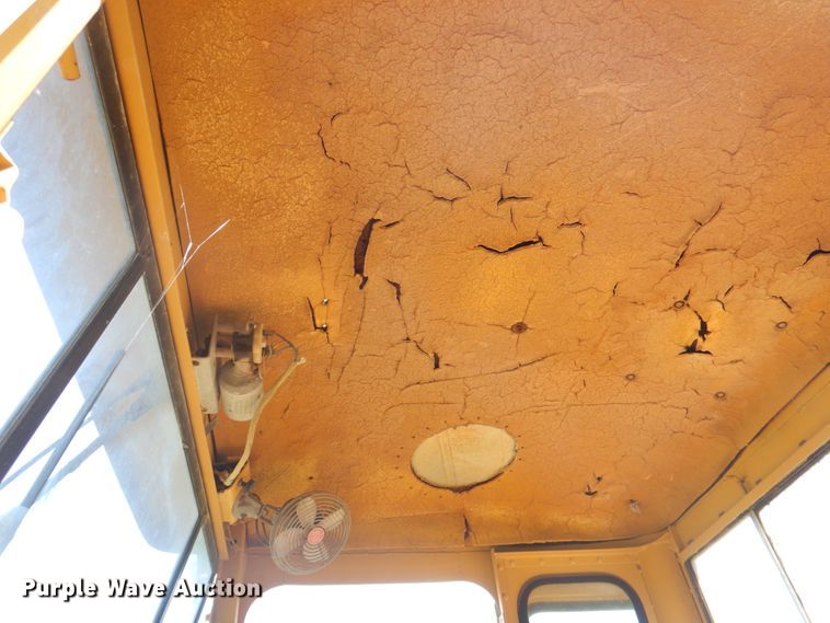 image for item KX9406 1963 Caterpillar 12E  rigid frame motor grader