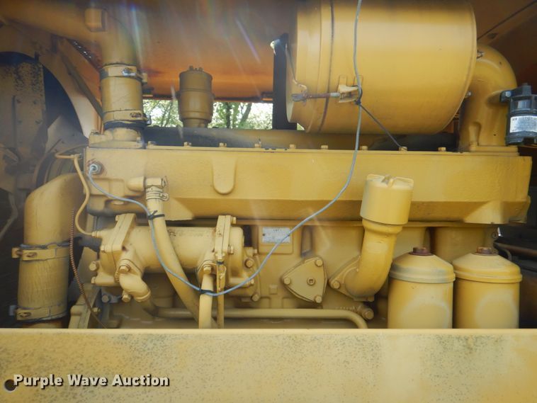 image for item KX9406 1963 Caterpillar 12E  rigid frame motor grader