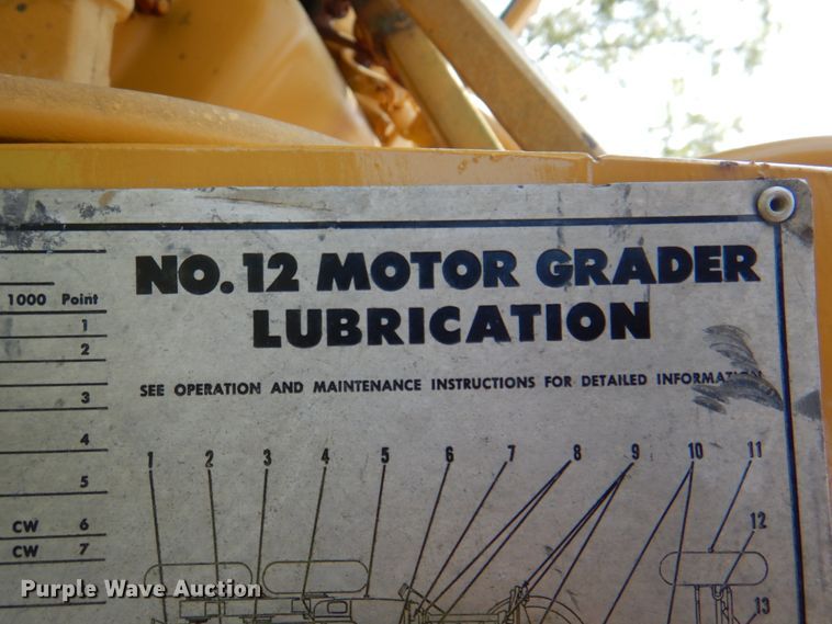 image for item KX9406 1963 Caterpillar 12E  rigid frame motor grader