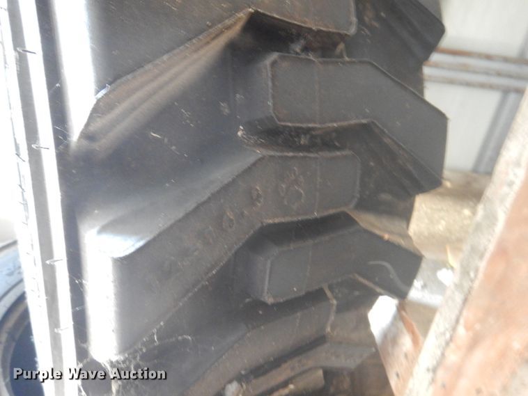 image for item KX9422 (4) Bobcat Bead Guard 12-16.5 tires