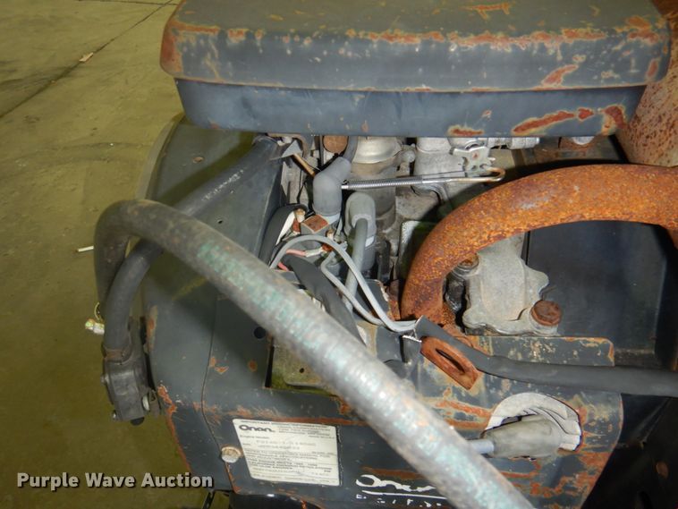 image for item KX9428 Lincoln Electric Ranger 8  welder/generator