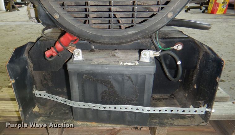 image for item KX9428 Lincoln Electric Ranger 8  welder/generator