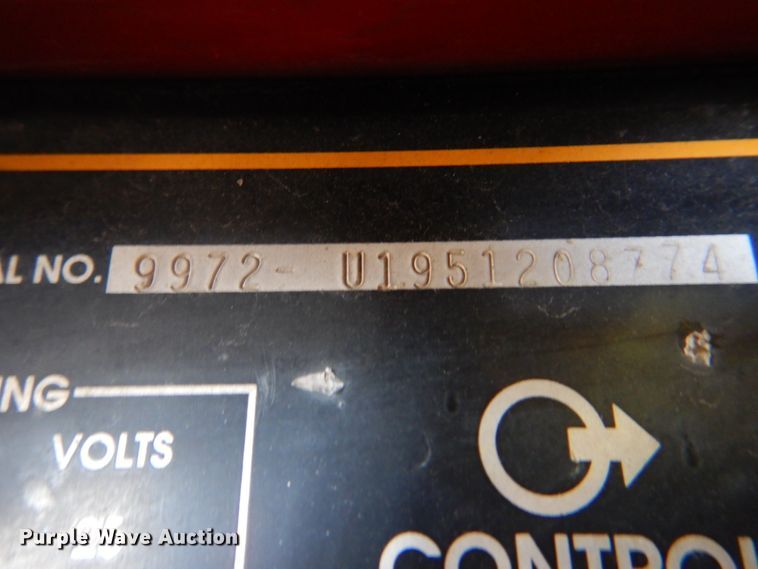 image for item KX9428 Lincoln Electric Ranger 8  welder/generator