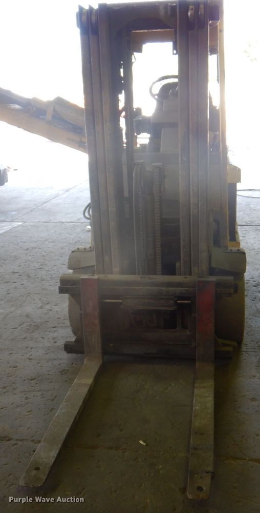 image for item KX9429 Hyster E45XM-27  forklift