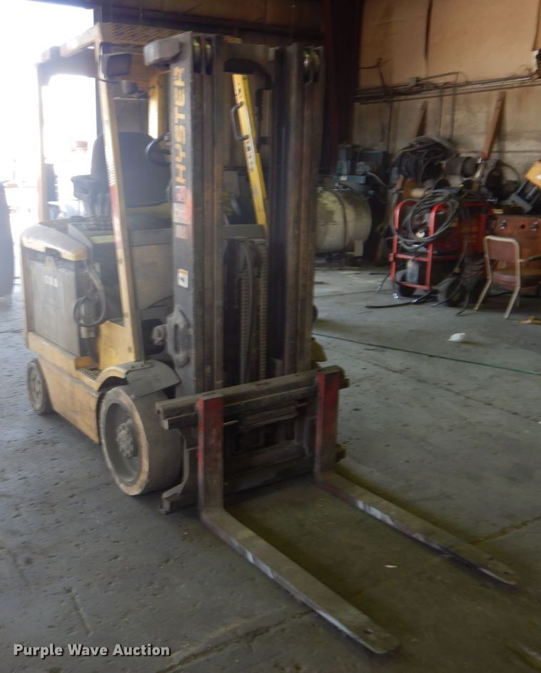 image for item KX9429 Hyster E45XM-27  forklift