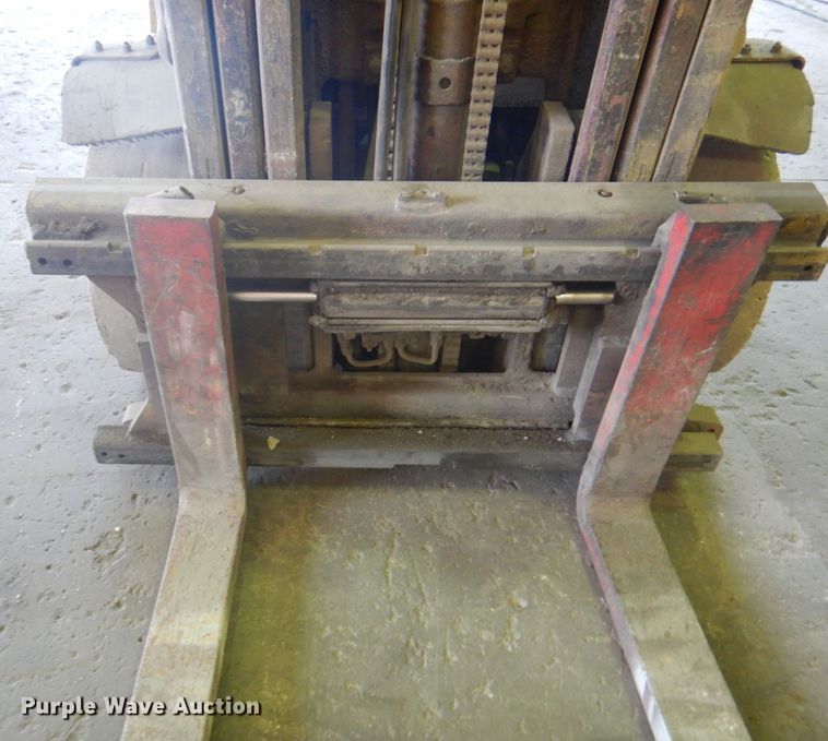 image for item KX9429 Hyster E45XM-27  forklift