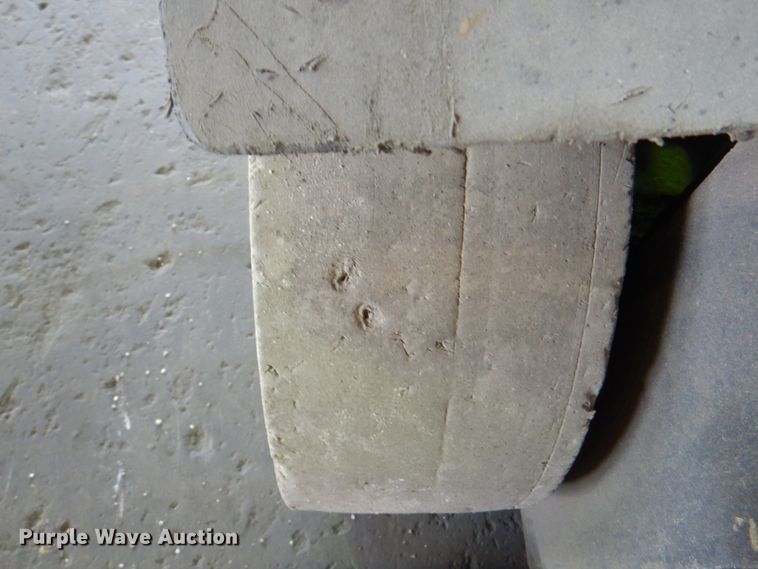 image for item KX9429 Hyster E45XM-27  forklift