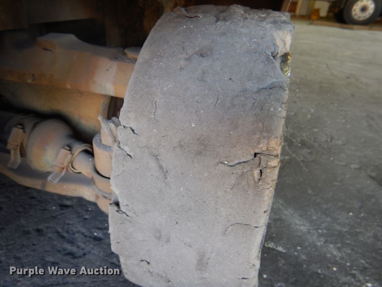 image for item KX9429 Hyster E45XM-27  forklift