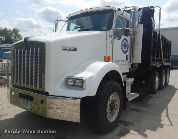 image for item KX9641 2005 Kenworth T800  dump truck