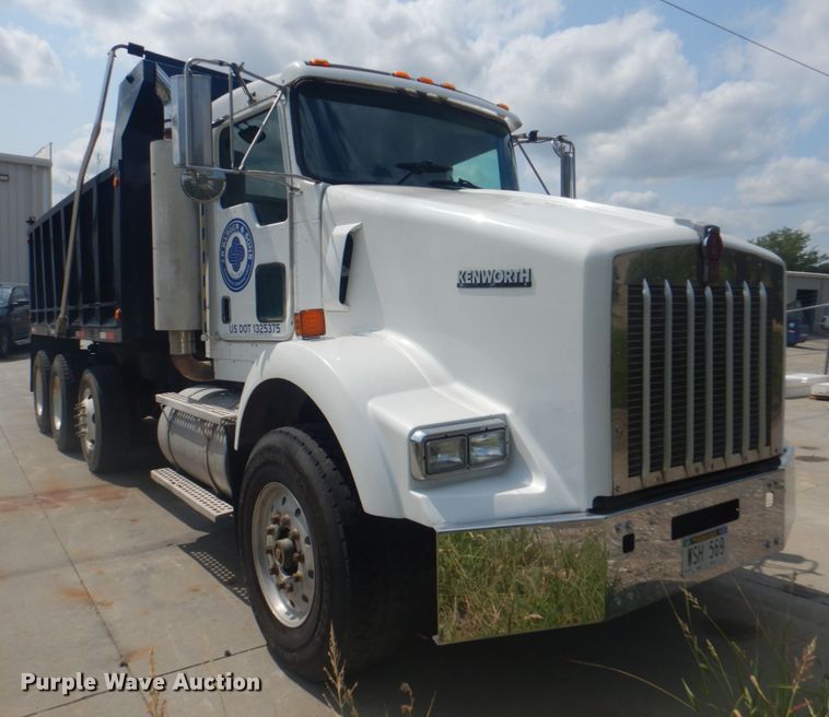 image for item KX9641 2005 Kenworth T800  dump truck