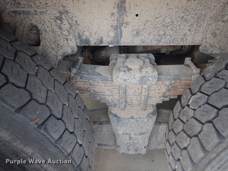 image for item KX9641 2005 Kenworth T800  dump truck