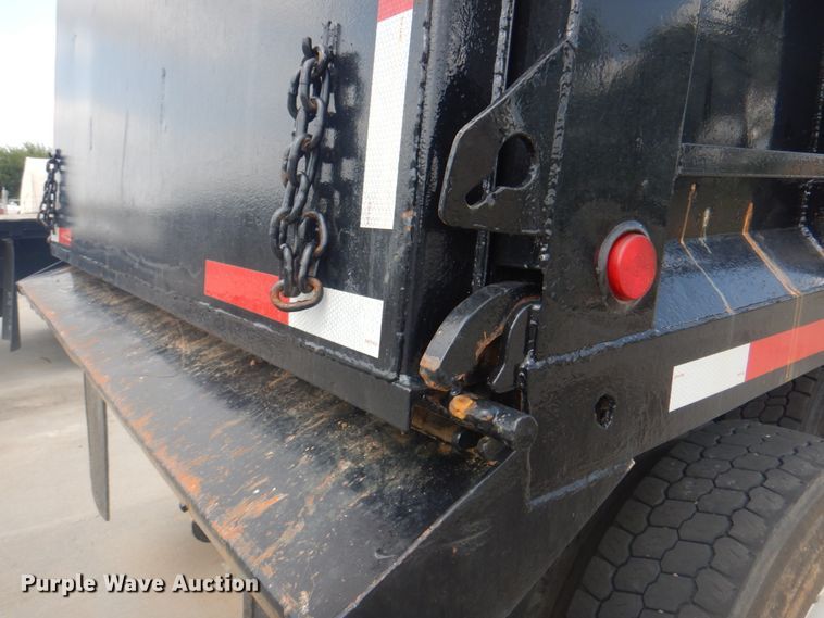 image for item KX9641 2005 Kenworth T800  dump truck