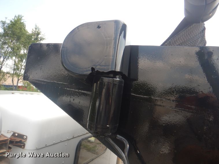 image for item KX9641 2005 Kenworth T800  dump truck