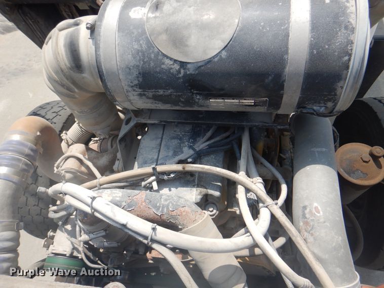 image for item KX9641 2005 Kenworth T800  dump truck