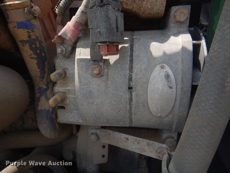 image for item KX9641 2005 Kenworth T800  dump truck