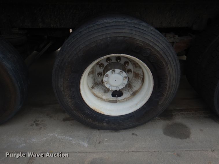 image for item KX9641 2005 Kenworth T800  dump truck