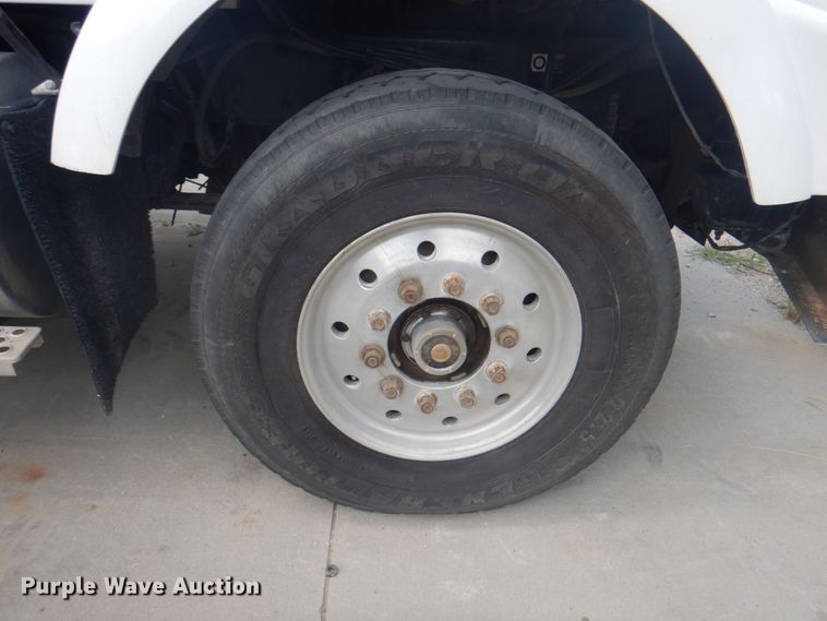 image for item KX9641 2005 Kenworth T800  dump truck