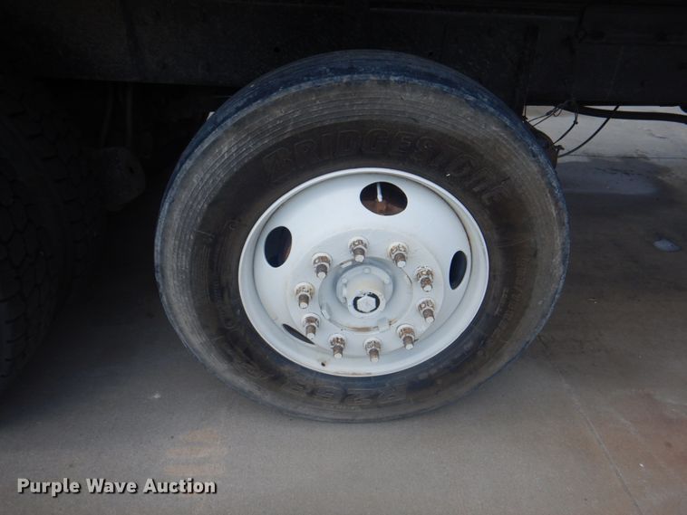 image for item KX9641 2005 Kenworth T800  dump truck