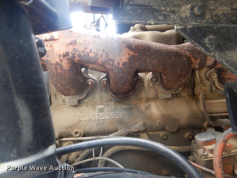 image for item KX9642 1985 Mack MR611S  flatbed truck