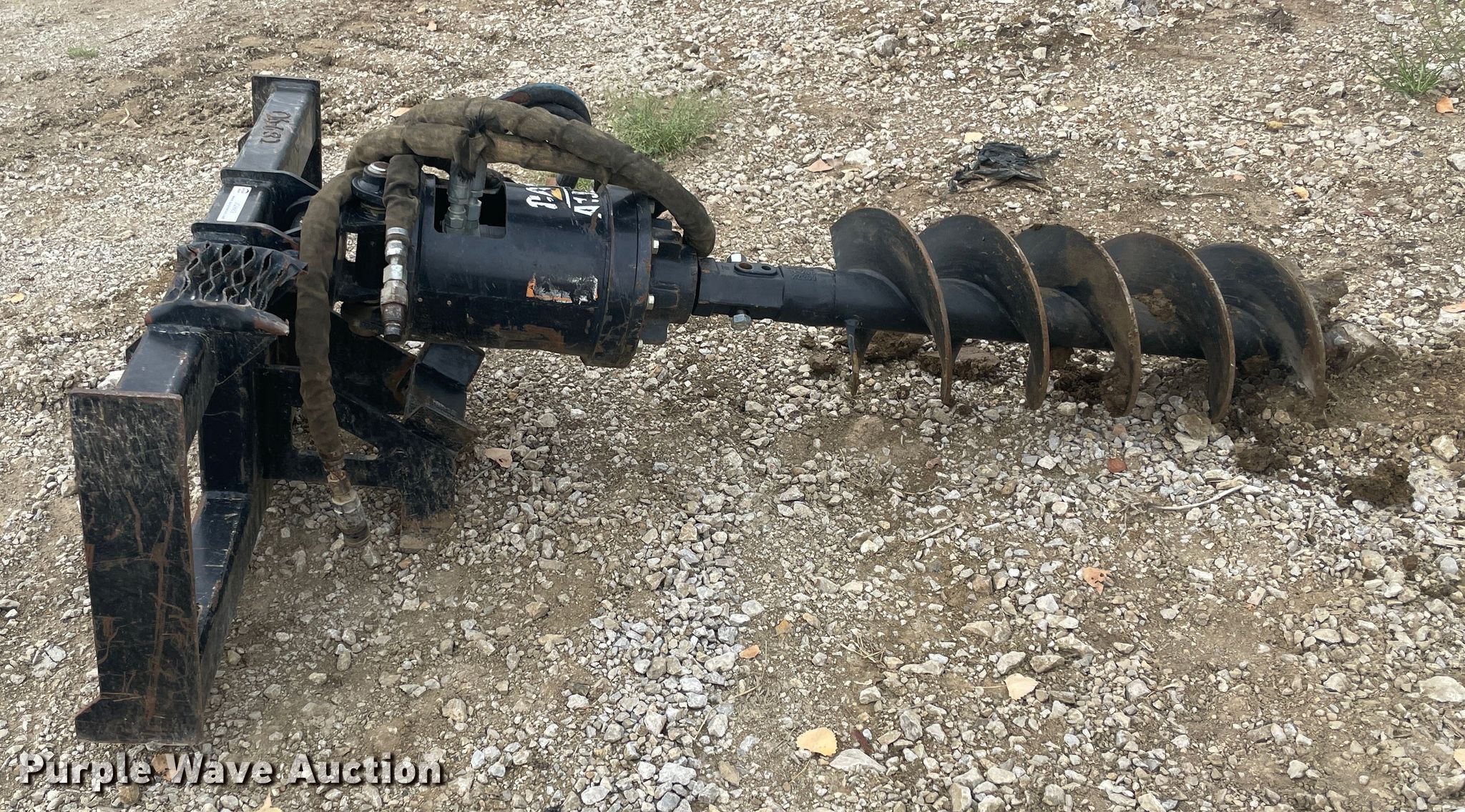 2006 Caterpillar A19B skid steer auger in Fort Scott, KS Item JQ9669 sold Purple Wave