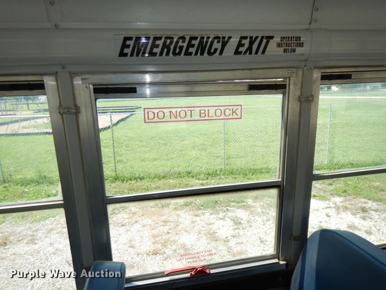 image for item DG0725 2006 Freightliner Thomas  school bus