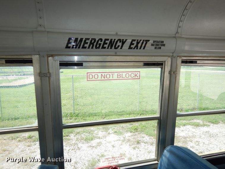 image for item DG0725 2006 Freightliner Thomas  school bus