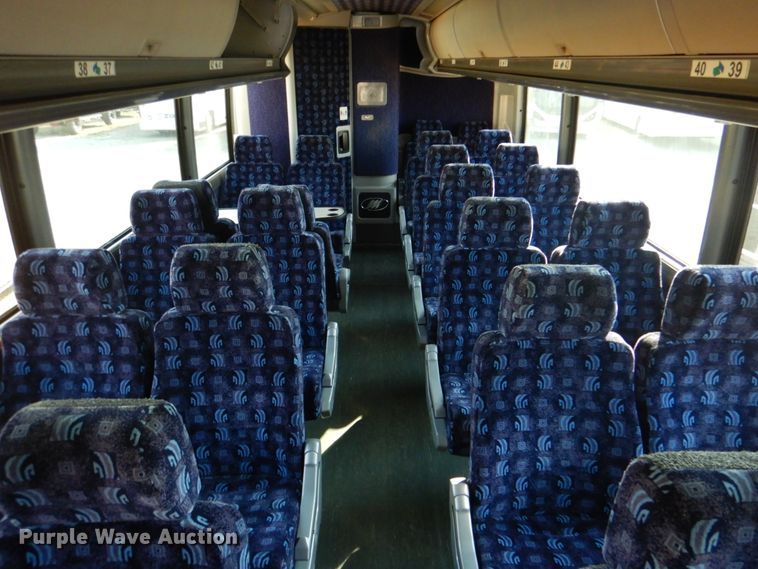 image for item DG1716 2008 MCI J4500  coach bus