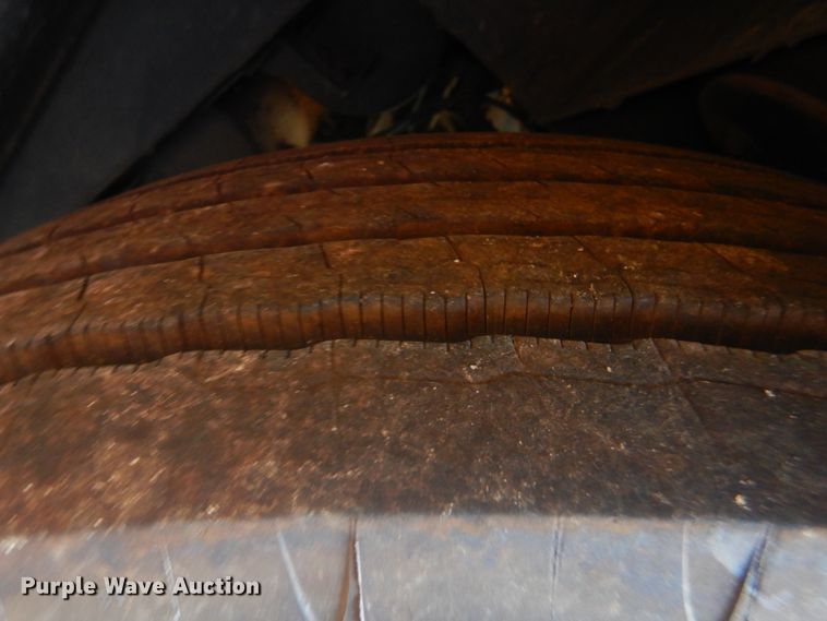 image for item DG1716 2008 MCI J4500  coach bus