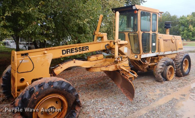 image for item DJ0553 1991 Dresser 850  motor grader