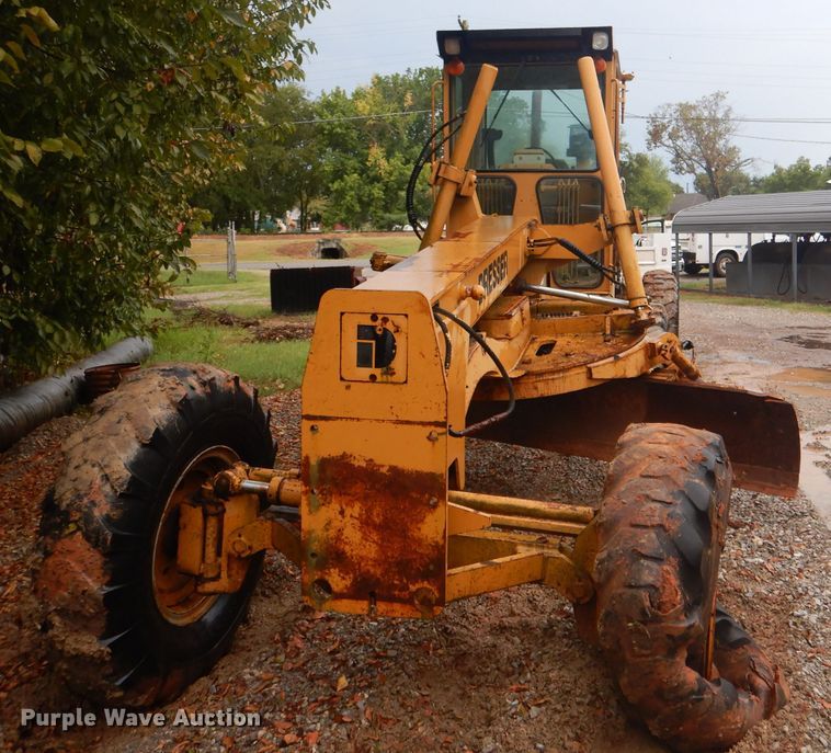 image for item DJ0553 1991 Dresser 850  motor grader