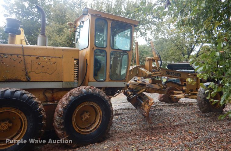 image for item DJ0553 1991 Dresser 850  motor grader