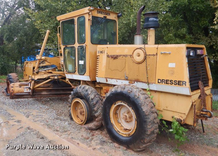 image for item DJ0553 1991 Dresser 850  motor grader