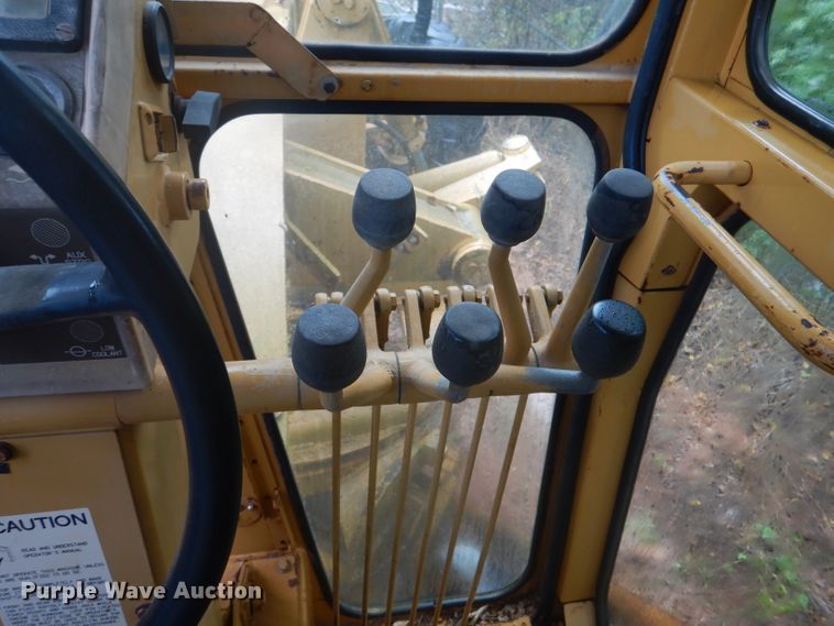 image for item DJ0553 1991 Dresser 850  motor grader