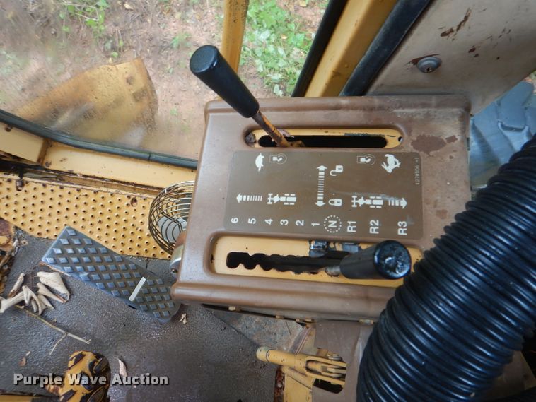 image for item DJ0553 1991 Dresser 850  motor grader