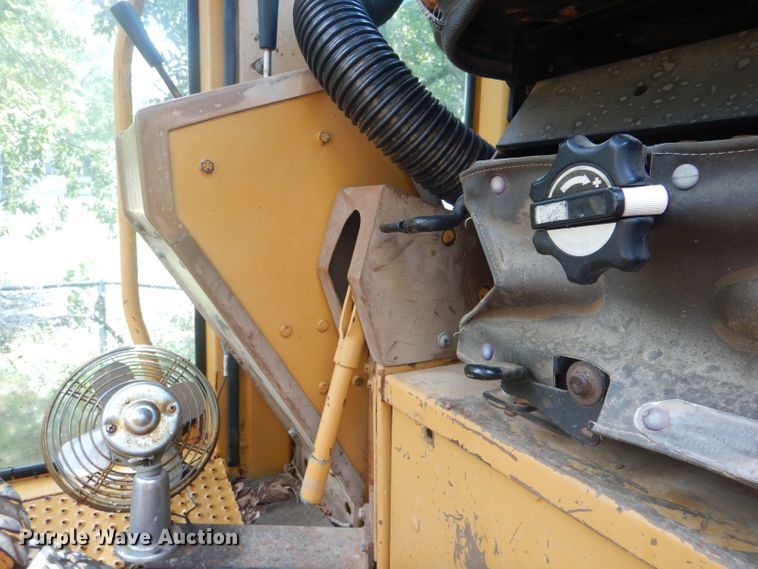 image for item DJ0553 1991 Dresser 850  motor grader