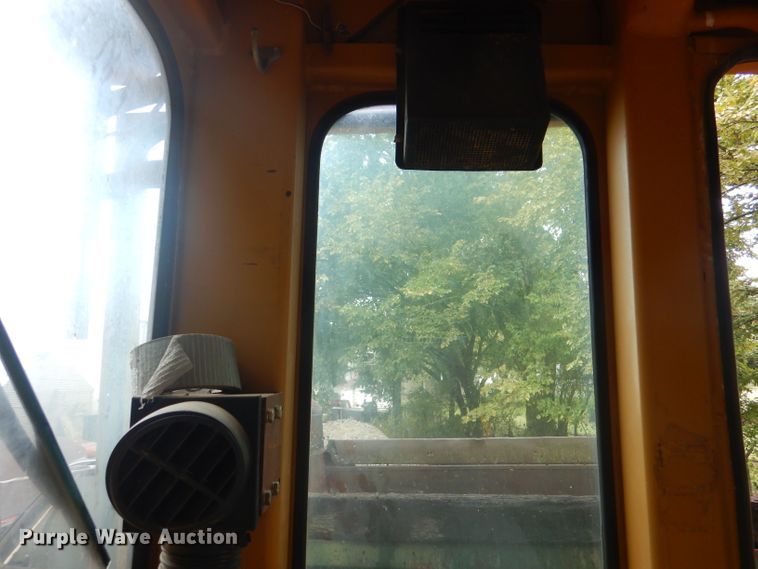 image for item DJ0553 1991 Dresser 850  motor grader