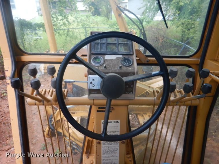 image for item DJ0553 1991 Dresser 850  motor grader