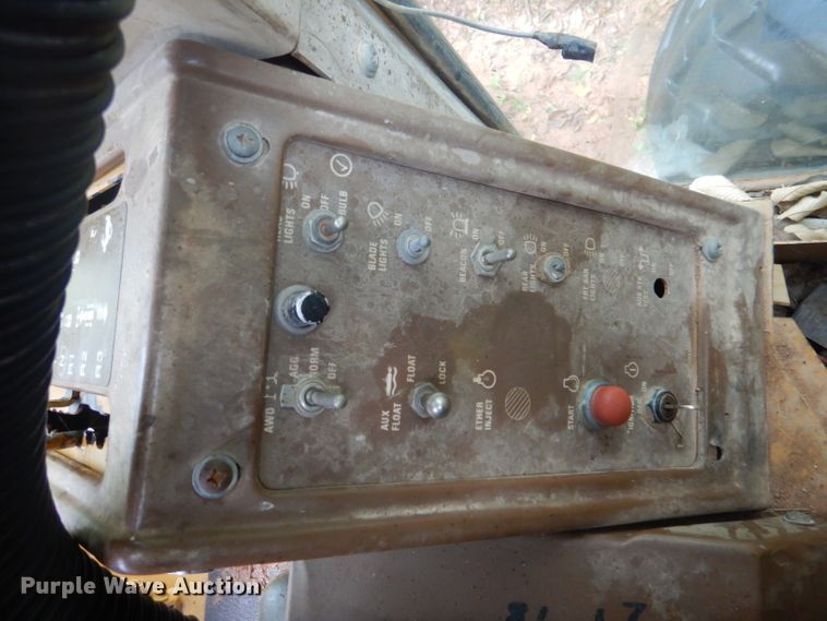 image for item DJ0553 1991 Dresser 850  motor grader