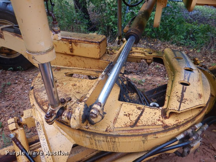 image for item DJ0553 1991 Dresser 850  motor grader