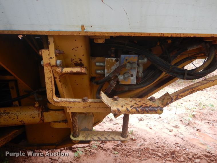 image for item DJ0553 1991 Dresser 850  motor grader