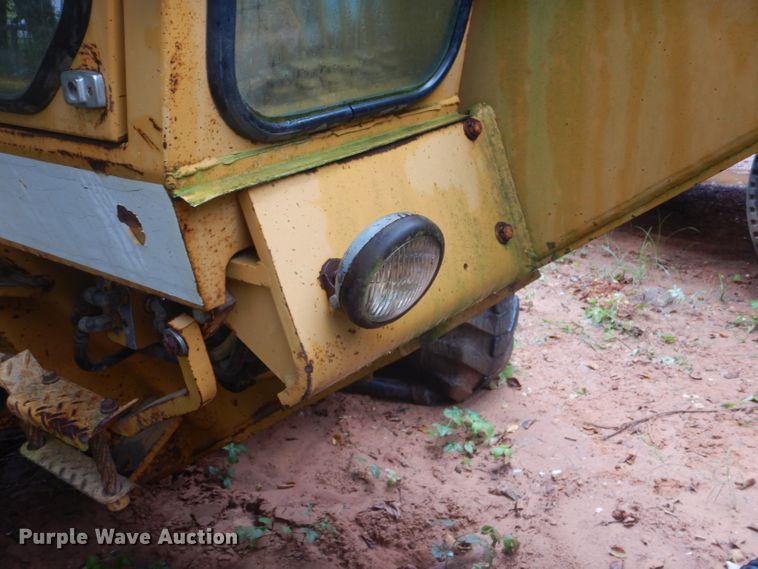 image for item DJ0553 1991 Dresser 850  motor grader