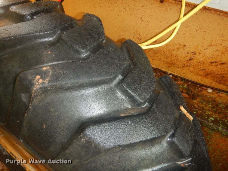 image for item DJ0553 1991 Dresser 850  motor grader