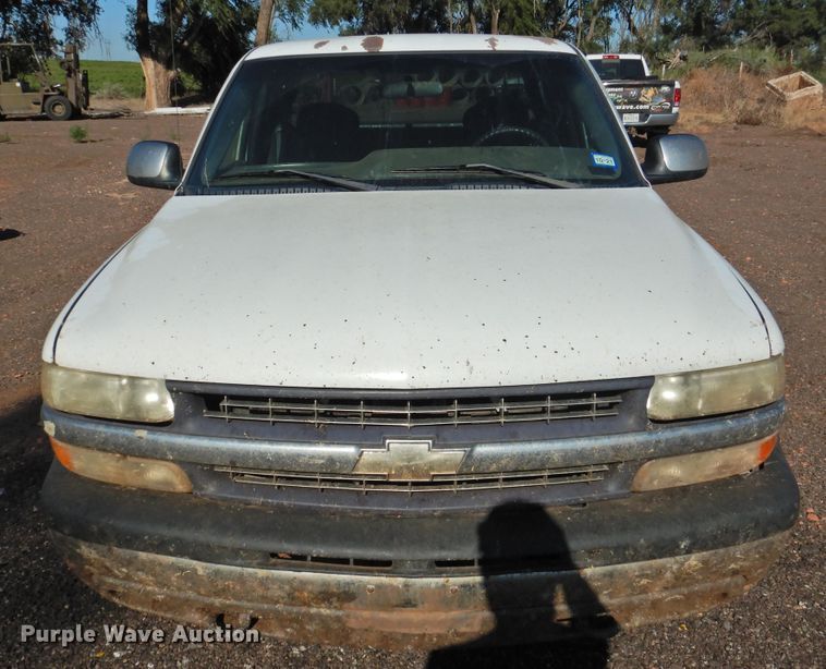 image for item DK2439 2002 Chevrolet Silverado 1500  Ext. Cab pickup truck