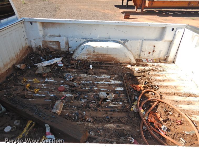 image for item DK2439 2002 Chevrolet Silverado 1500  Ext. Cab pickup truck