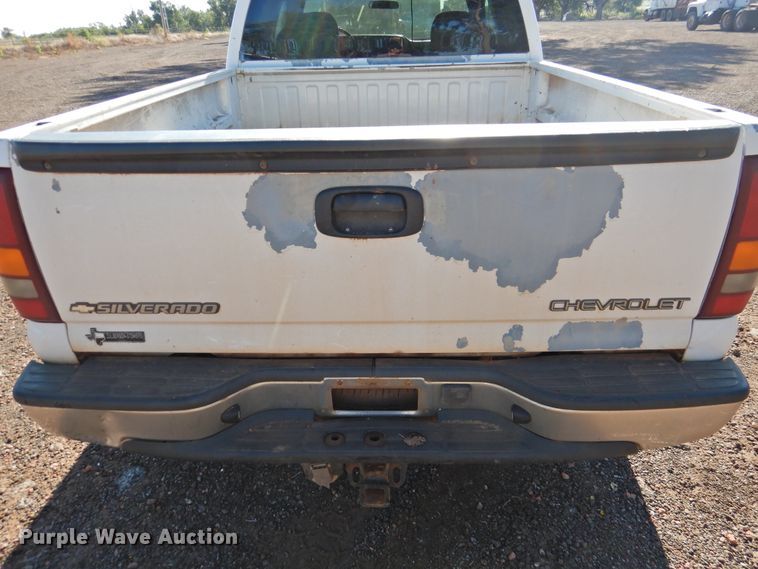 image for item DK2439 2002 Chevrolet Silverado 1500  Ext. Cab pickup truck