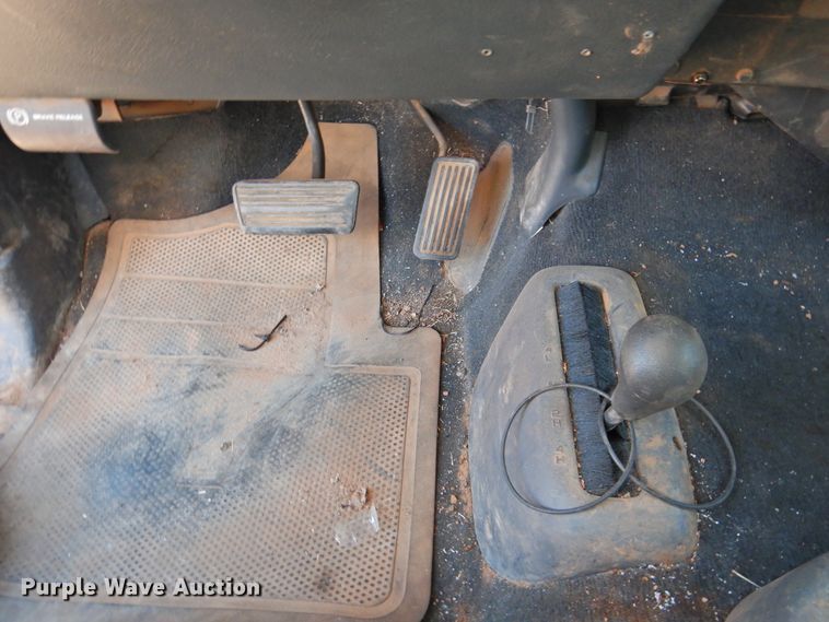 image for item DK2439 2002 Chevrolet Silverado 1500  Ext. Cab pickup truck