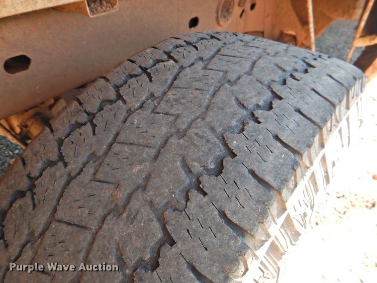 image for item DK2439 2002 Chevrolet Silverado 1500  Ext. Cab pickup truck